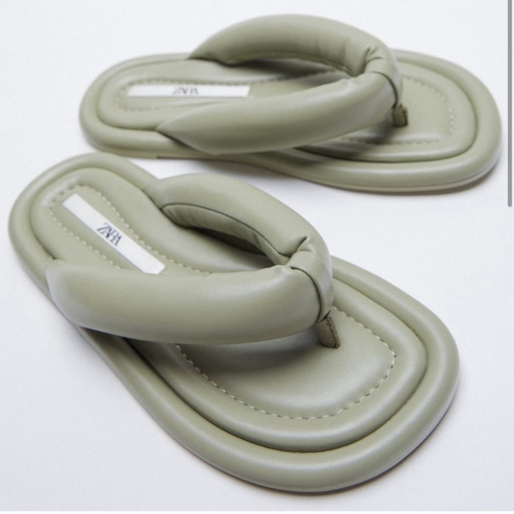 ZARA Green Quilted Slipper Sandals       Sz 6 1/2   37 euro